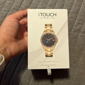 iTOUCH connected watch